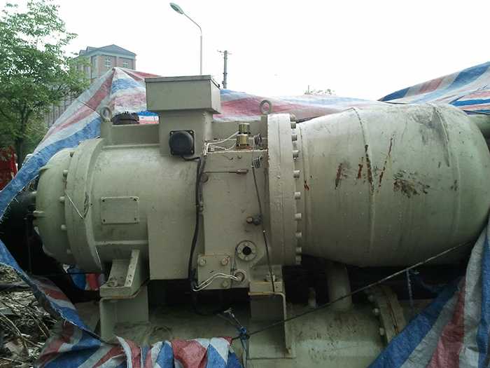 螺桿式冷水機機頭